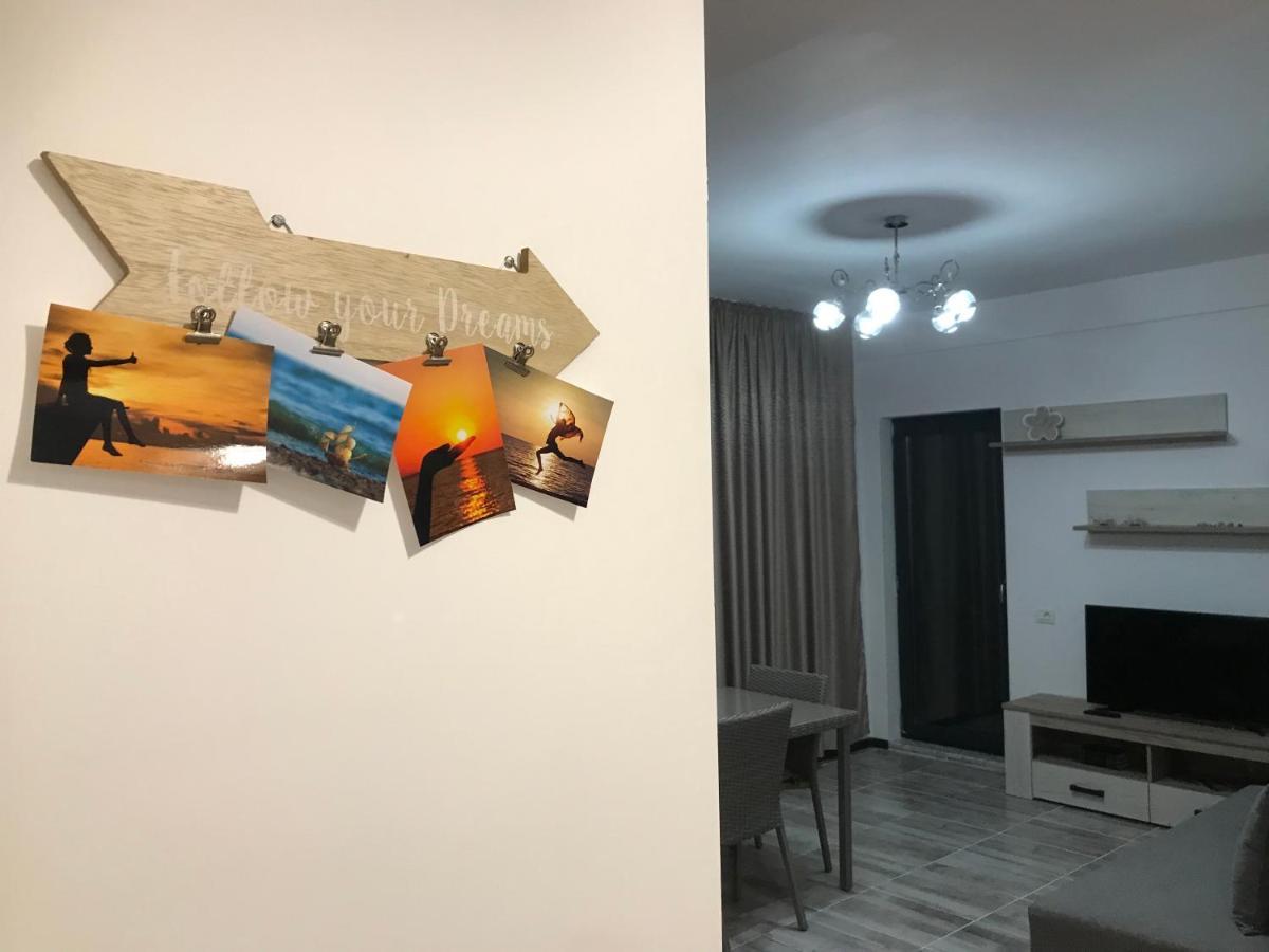 La Belle Vie Apartment Năvodari Exterior foto